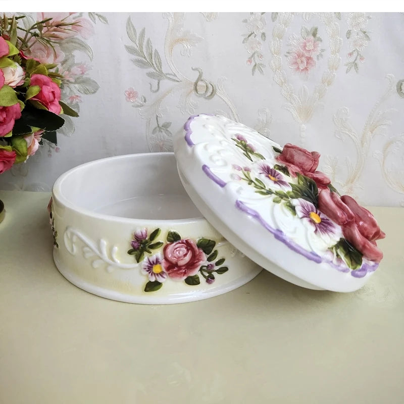 Handbemalte Keramiktasse – Europäischer Stil – 270ml