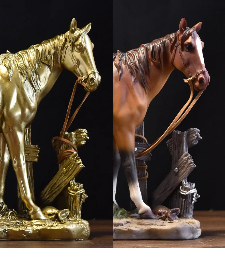 Sammlerstück Pferdefigur – Resin Volkkunst – Wohnaccessoire