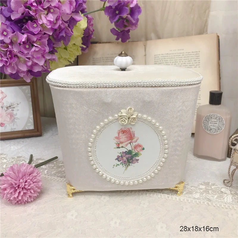 Samt Aufbewahrungsbox – Retro-Design – Perlenbesatz