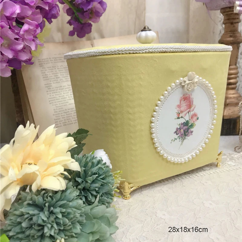 Samt Aufbewahrungsbox – Retro-Design – Perlenbesatz