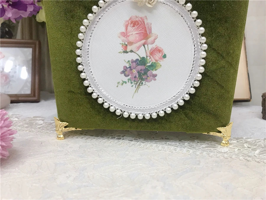 Samt Aufbewahrungsbox – Retro-Design – Perlenbesatz