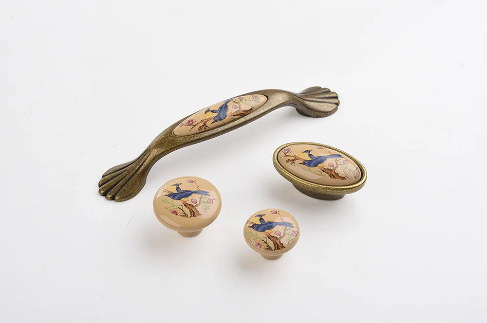 Schrankknopf – Antikes Keramikdesign 96mm