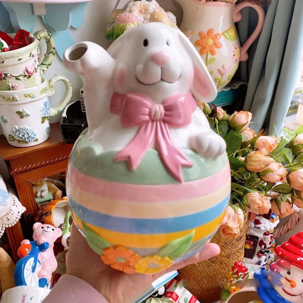 Bunte handgezeichnete Keramikteller und Tabletts, mehrfarbig, aus hochwertiger Keramik im Geschirrstil