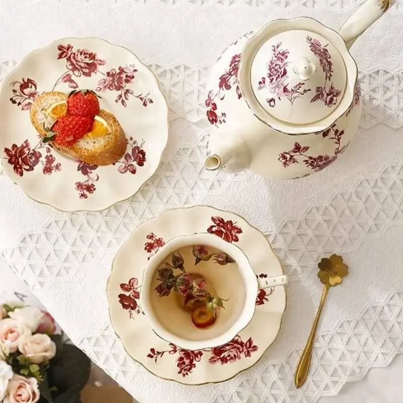 Keramik Teetassen-Set – Vintage Florales Porzellan