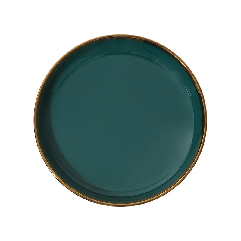 Nordisches Keramikgeschirr – Elegantes Design mit Goldrand