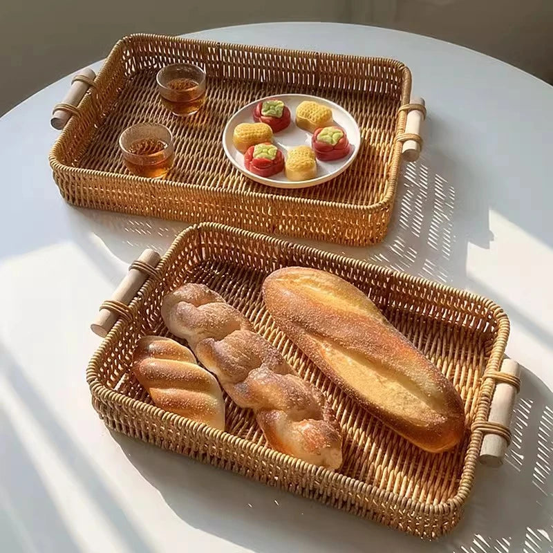 Runder Rattan Korb – Rustikales Design mit Holzgriff