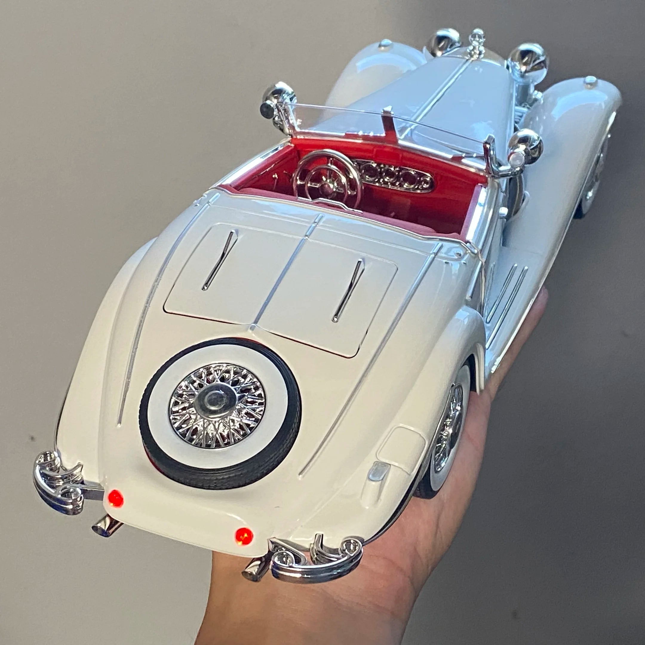 Klassischer Auto Modell – Metall 1:18 Benz 500K 1936