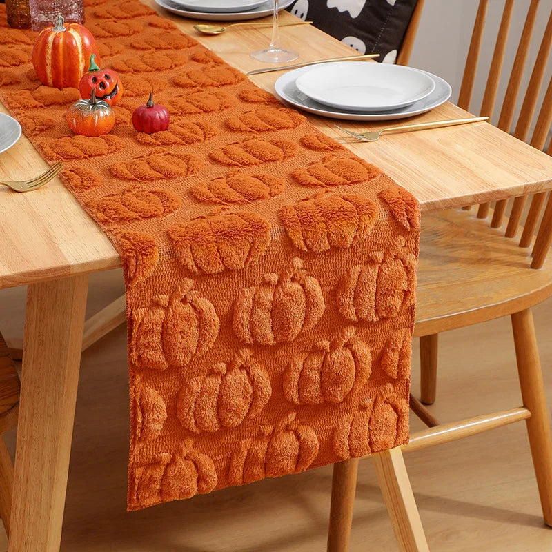 Luxuriöser Tischläufer – Stickdesign – Partydeko