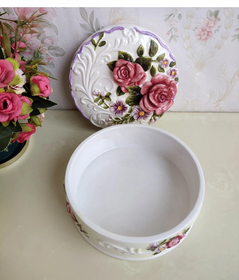 Handbemalte Keramiktasse – Europäischer Stil – 270ml