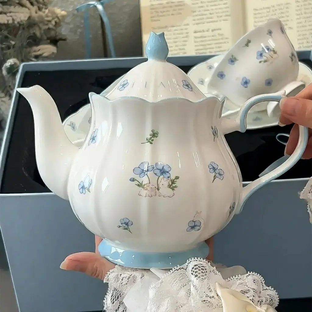 Tee-Set - Französisches Mädchen - Keramik für Nachmittagstee