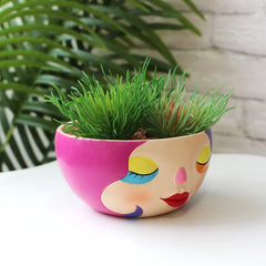 Bunter Harz Blumentopf – Modernes Gesicht Design Desktop