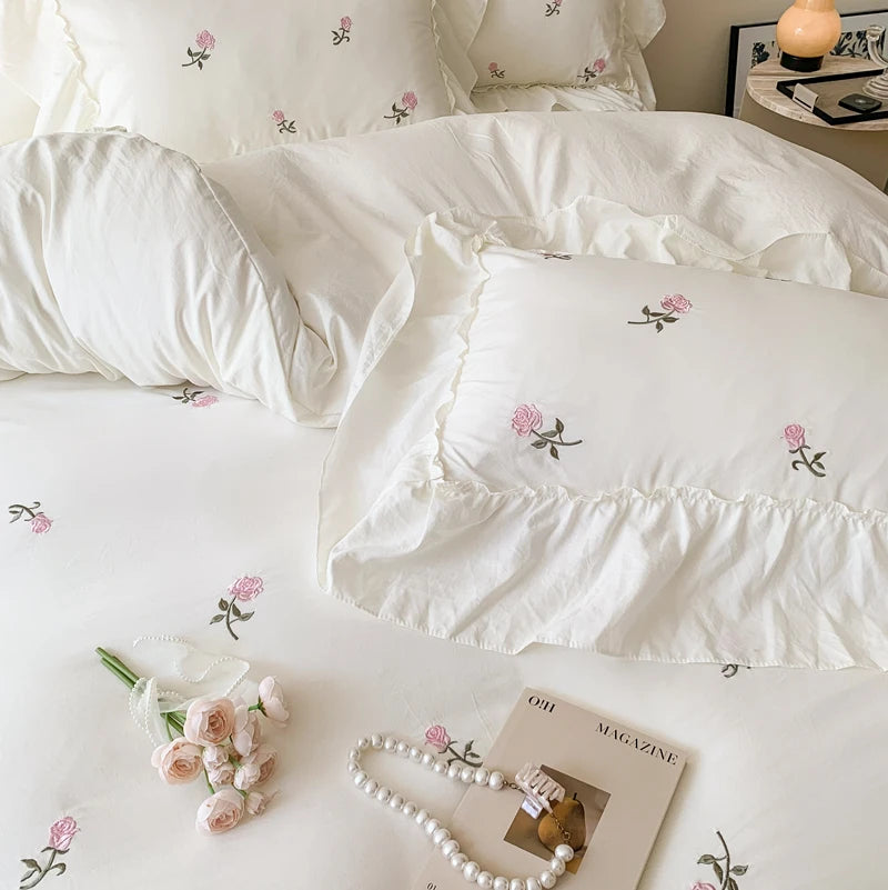 Luxus Bettwäsche Set – Besticktes Polyester – Verschiedene Grössen
