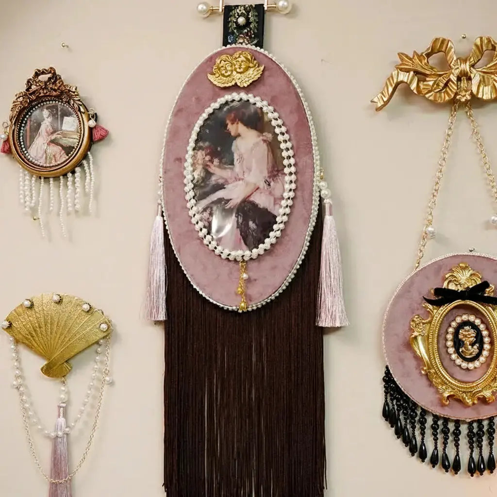 Vintage Samt Wandkunst – Unregelmässiges Rahmen-Design