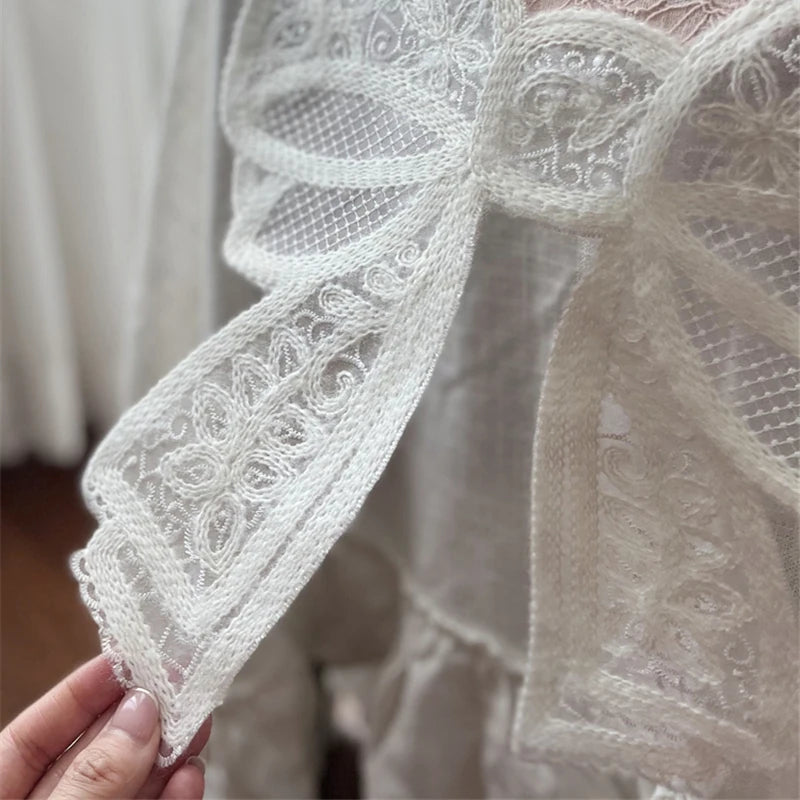 Elegante Spitzen-Tischläufer – Französisches Design – 30x190cm