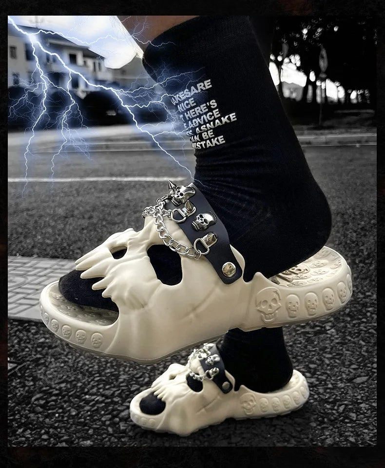 Schädel-Slides aus EVA-Material in Grau für Strand oder Zuhause