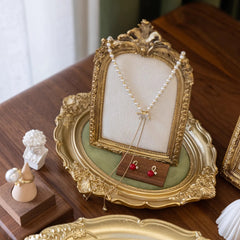 Schmuck Display – Vintage Samt – Halsketten Vitrine