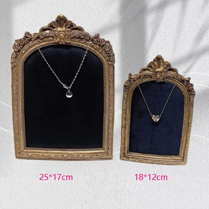 Schmuckständer – Retro-Samt-Design – Verschiedene Farben