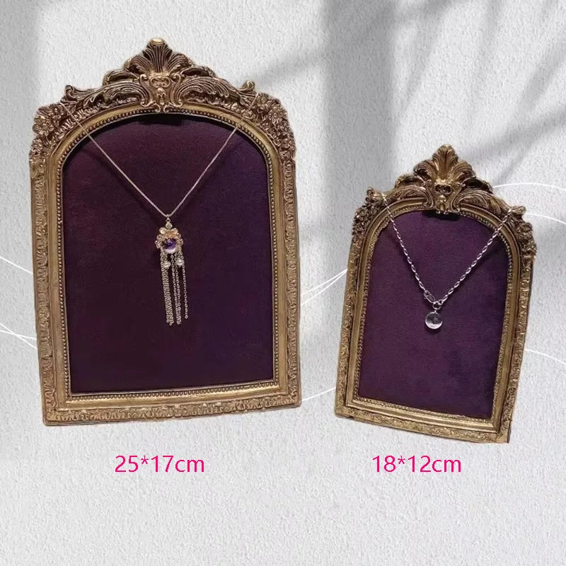 Schmuckständer – Retro-Samt-Design – Verschiedene Farben