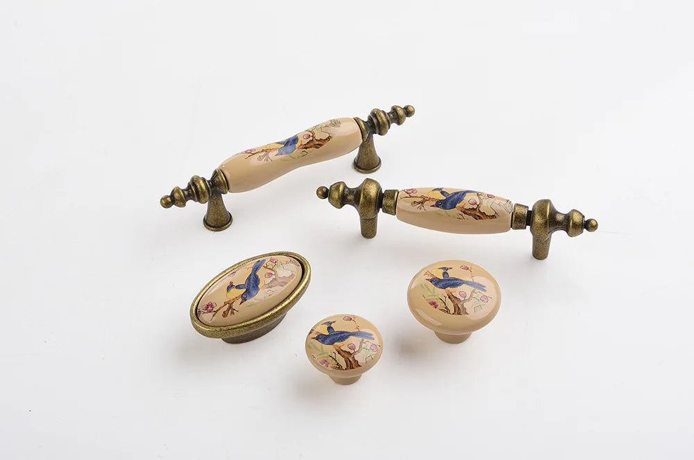 Schrankknopf – Antikes Keramikdesign 96mm