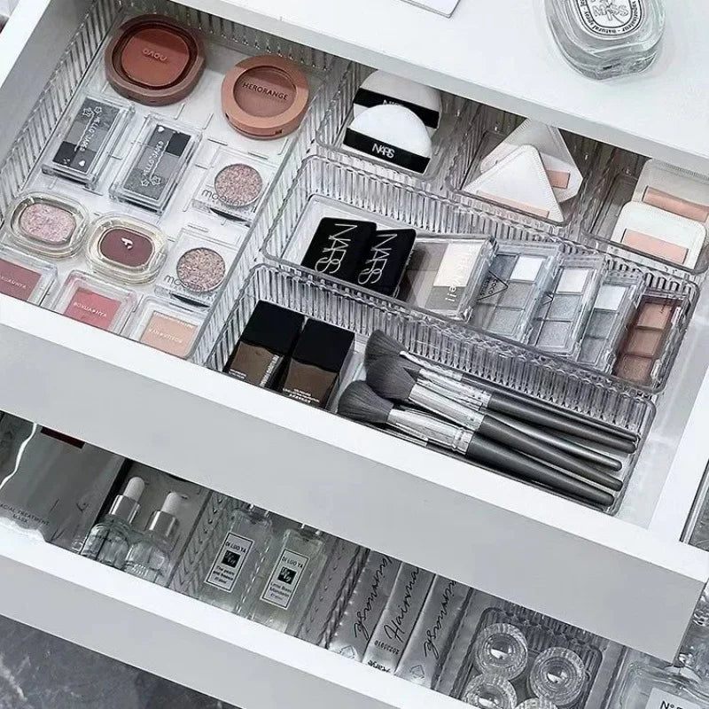 Schreibtisch-Organizer – Rechtwinkliges Design fürs Büro