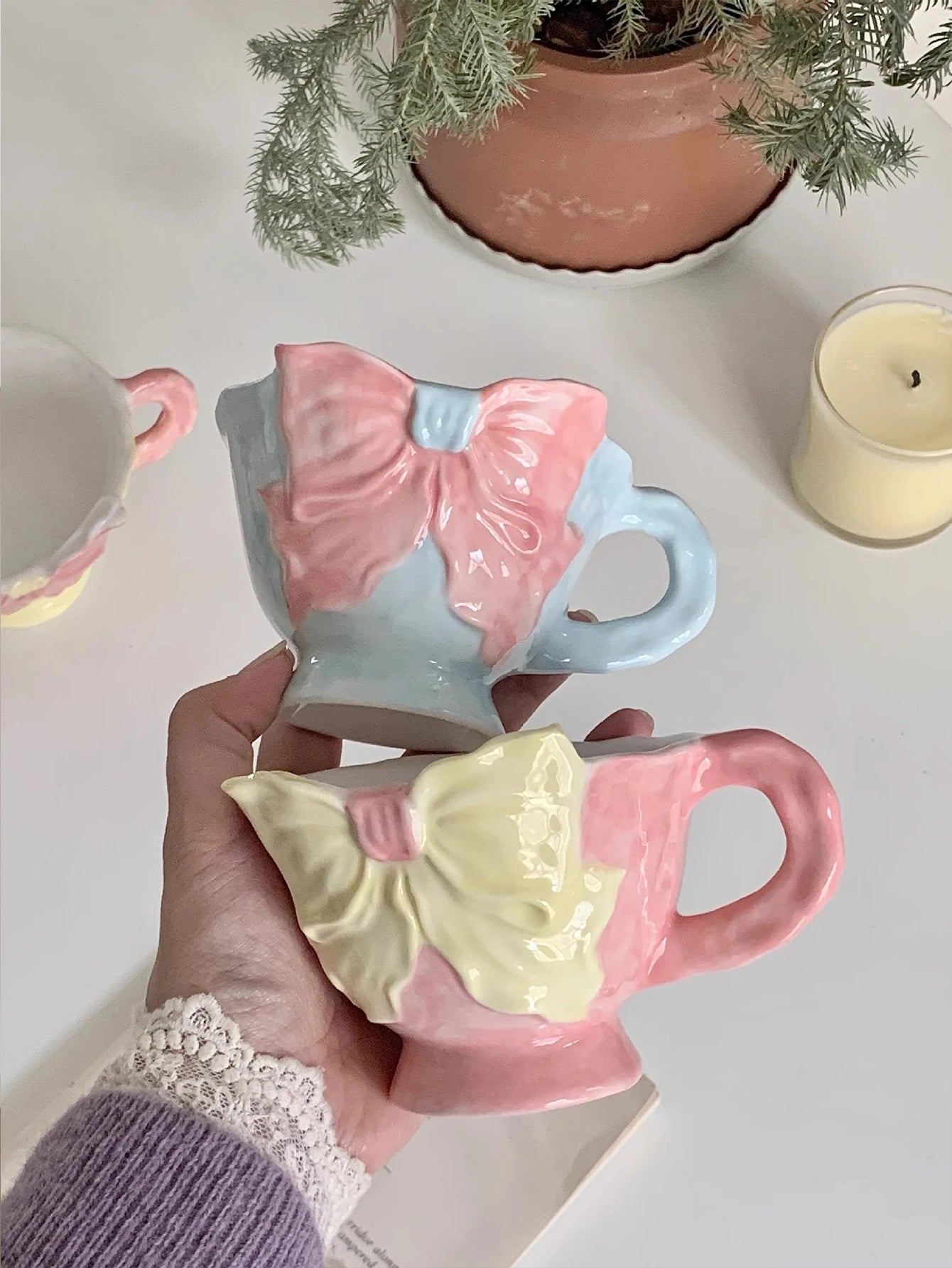 Keramik Kaffeetasse – Handbemaltes Schleifen-Design – 180ml