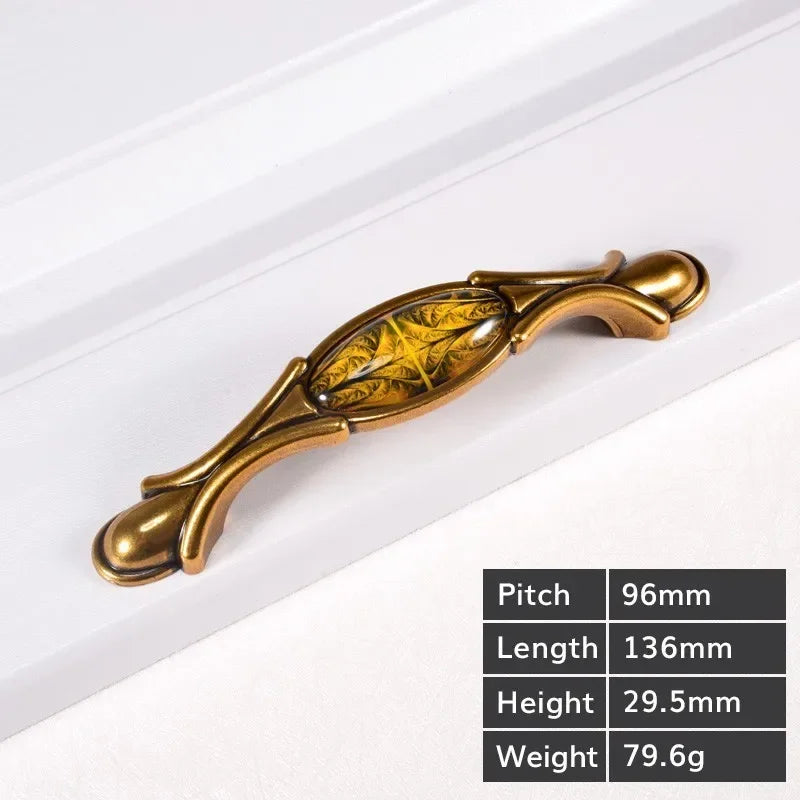 Vintage Türgriffe – Retro Bronzedesign – Küchenschränke