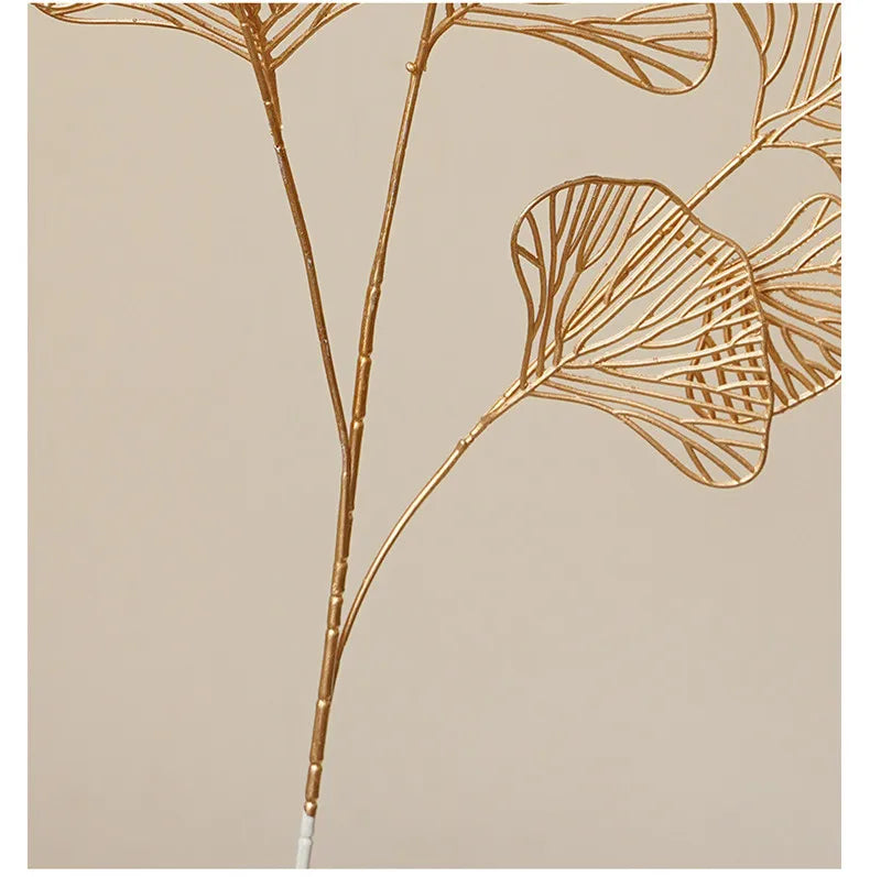 Goldene Blumenarrangement – Stilvolle Seide – 67-84 cm