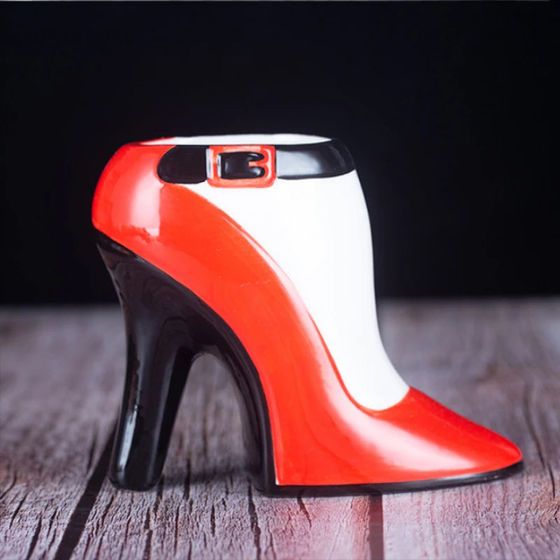 Porzellan High-Heeled Tasse – Südostasien Stil – 490ml