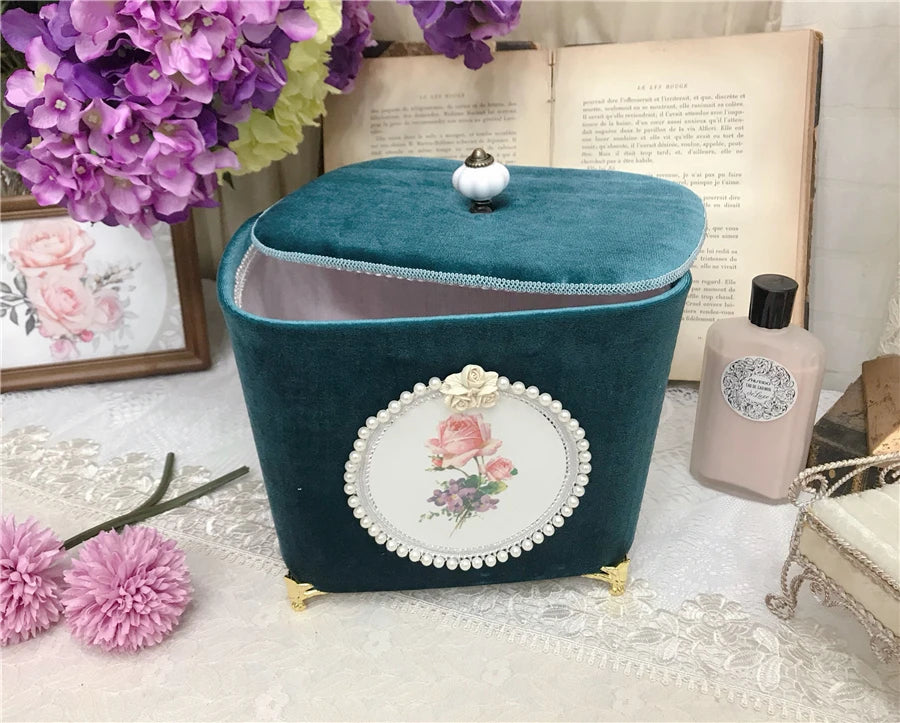 Samt Aufbewahrungsbox – Retro-Design – Perlenbesatz