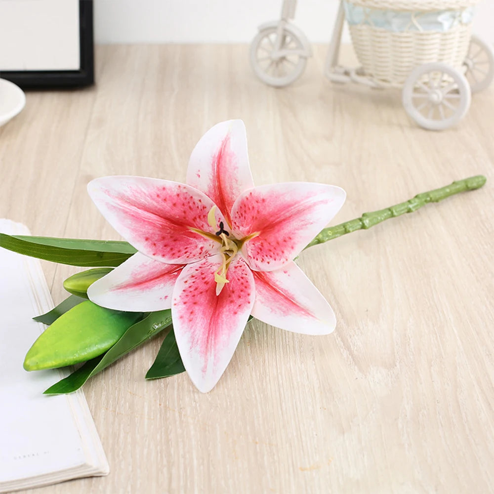 3D Druck Lilie – Elegantes Florales Design – 41cm Heimdeko