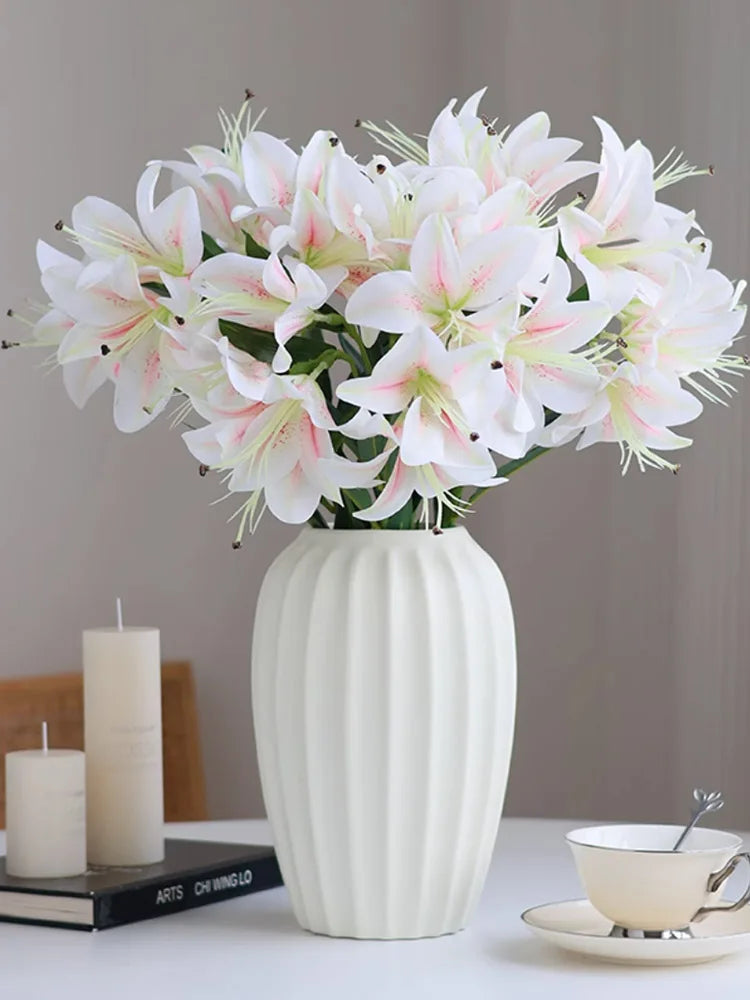 Seidenlilie Künstliche Blume – Blütenzweig Design – Innendekor