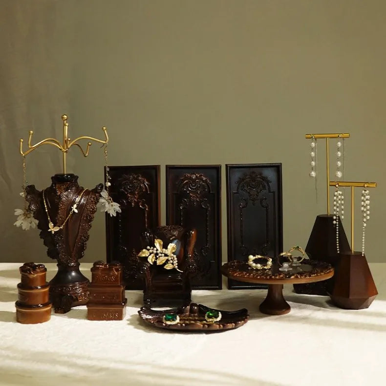 Schmuckständer – Retro Gips Design – 27 cm Höhe