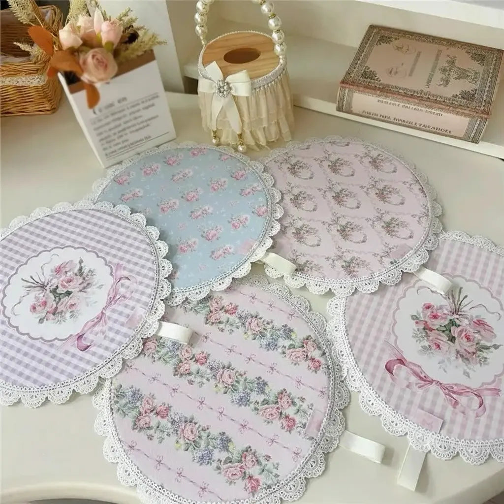 Retro Rosenuntersetzer – Spitze, Luxus, Wasserfest, Umweltfreundlich