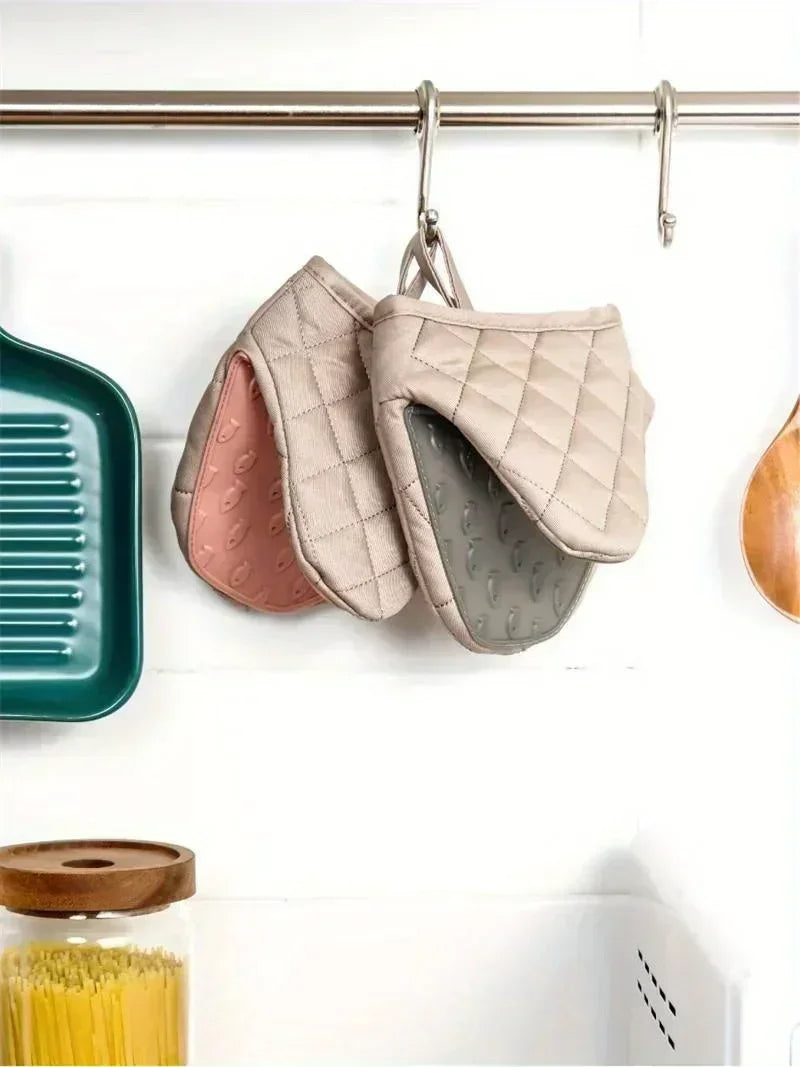 Silikon Ofenhandschuhe – Rosa Baumwoll-Griff – Hochtemperatur Küche