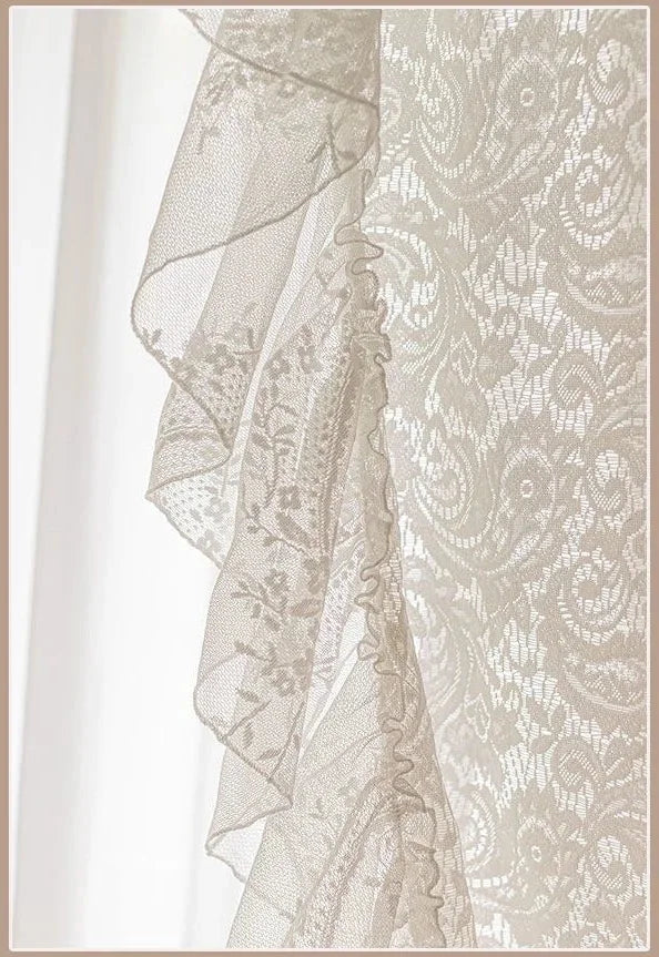 Weisser Voile Vorhang mit Spitze, 250 x 220 cm, Aufhängung