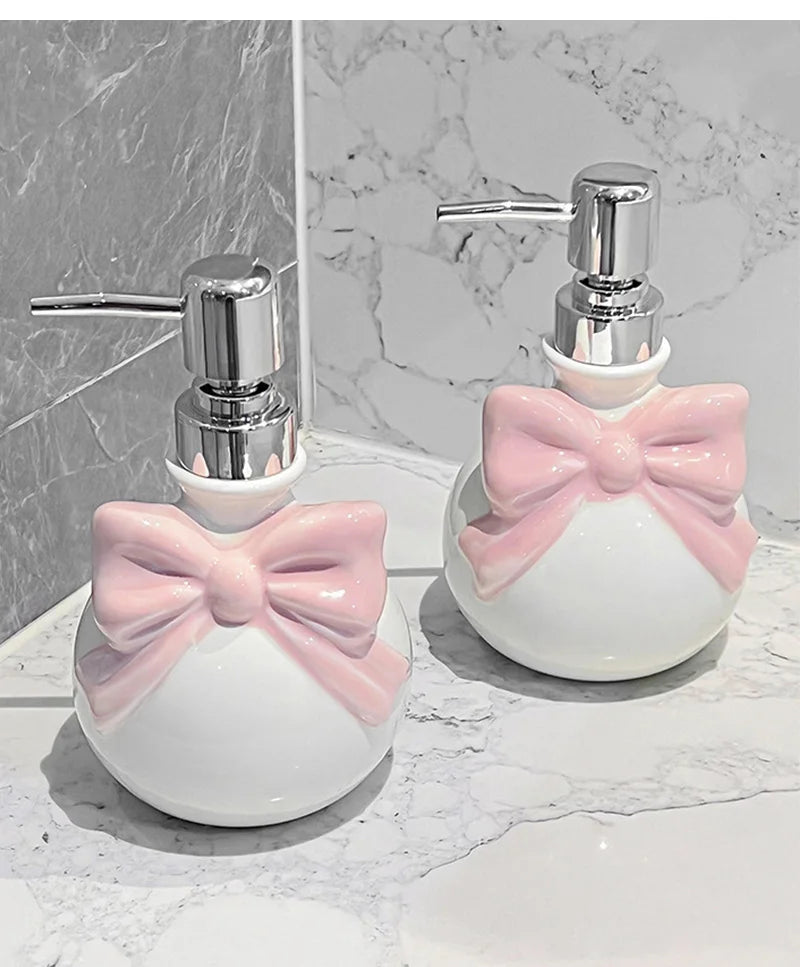 Spender im Bogen-Stil – Keramik-Design – Badezimmer