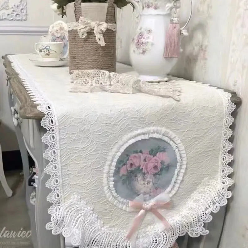 Spitzen-Tischläufer aus Polyester mit Rosenmuster in Violett 30x200cm