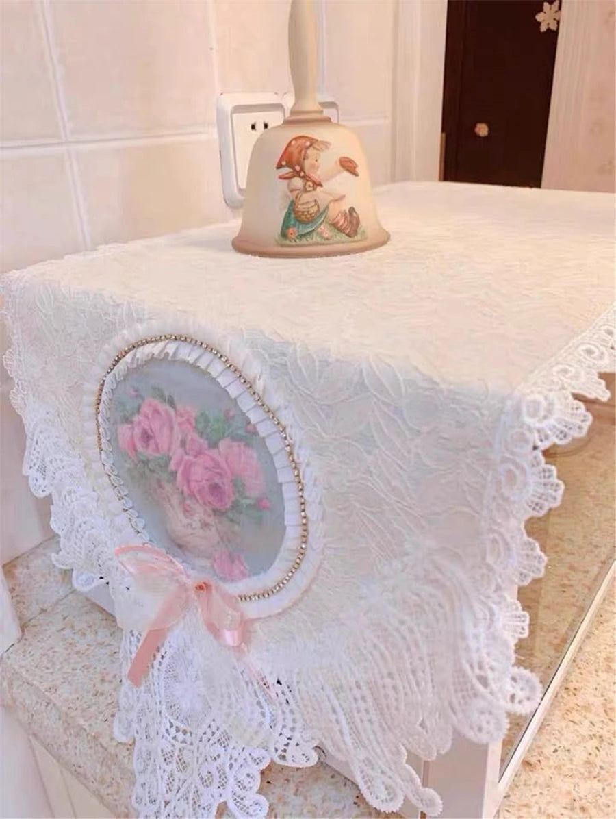 Spitzen-Tischläufer aus Polyester mit Rosenmuster, weiss 30x200cm