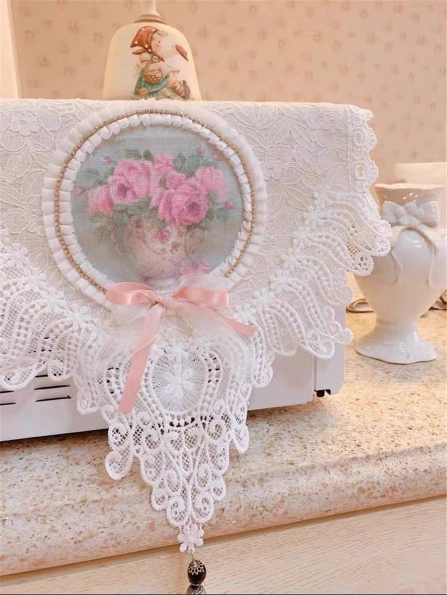 Spitzen-Tischläufer aus Polyester mit Rosenmuster, Farbe: Violett, Grösse: 30x200cm