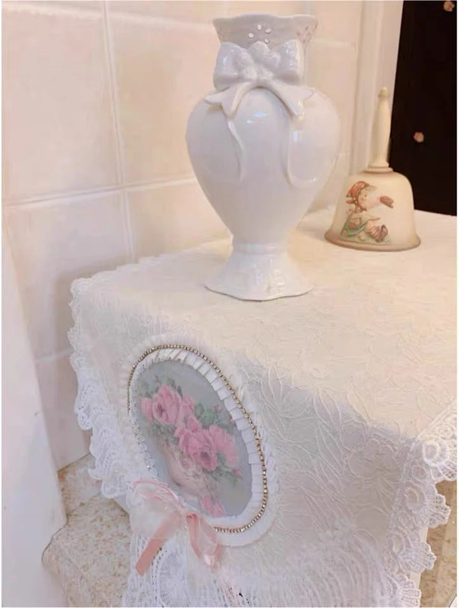 Spitzen-Tischläufer aus Polyester, Farbe: Weiss, Grösse: 30x200 cm, romantisch