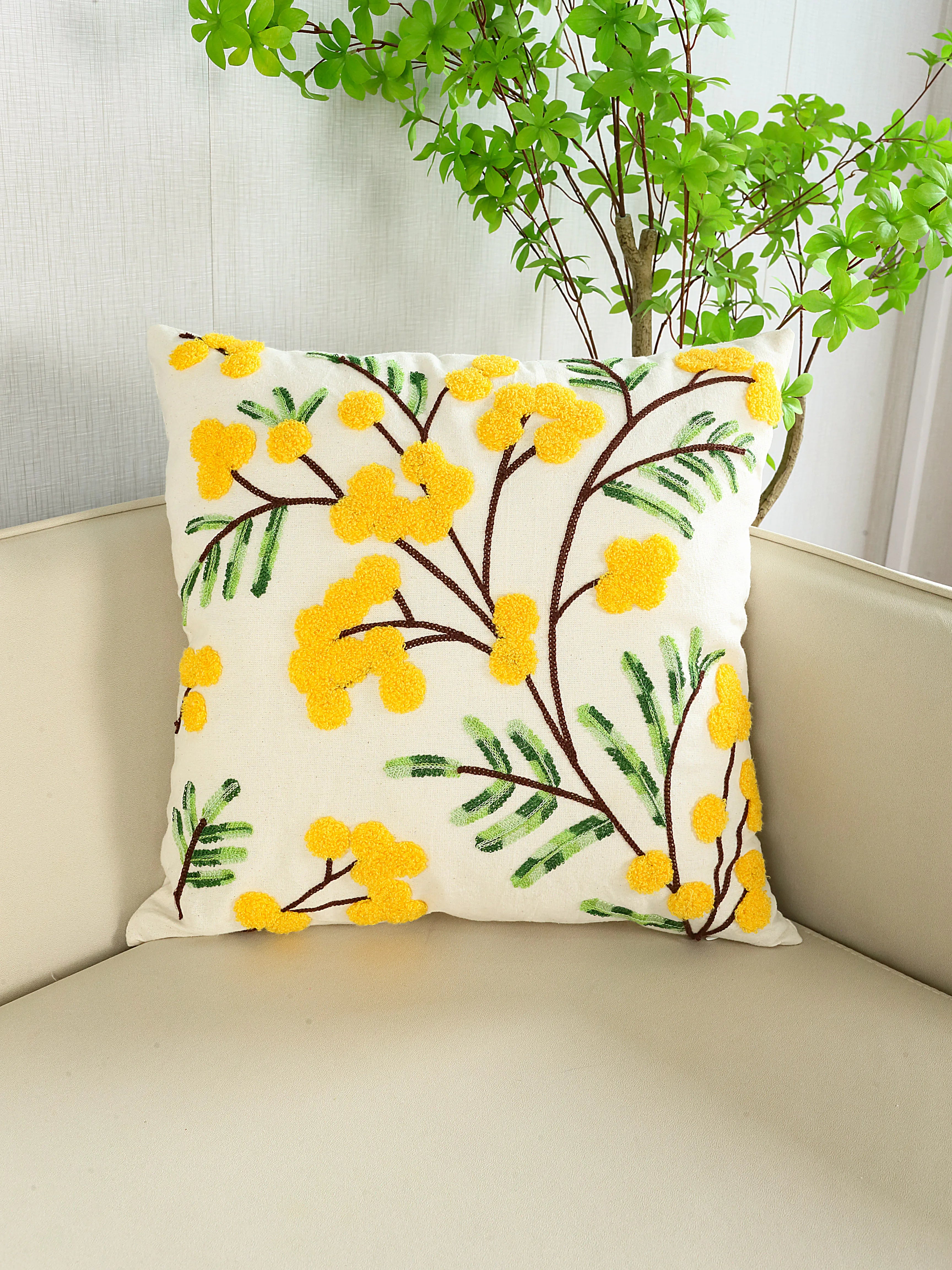 Stickerei Kissenbezug – Florales Polyester – 50x50 cm