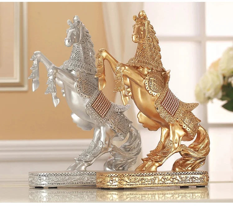 Pferdeskulptur – Origami-Design – Harz – Wohnaccessoire