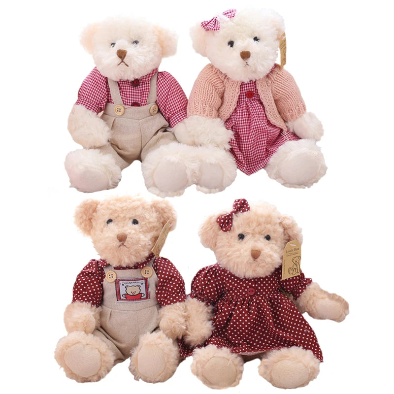 Teddybären-Paar – Weicher Plüsch mit Kleidung – 26 cm Set