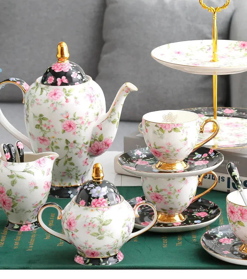 Teeset aus Bone China – Pastoralblume – Vielseitig