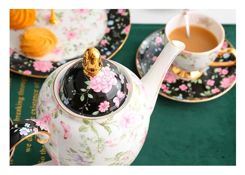 Teeset aus Bone China – Pastoralblume – Vielseitig