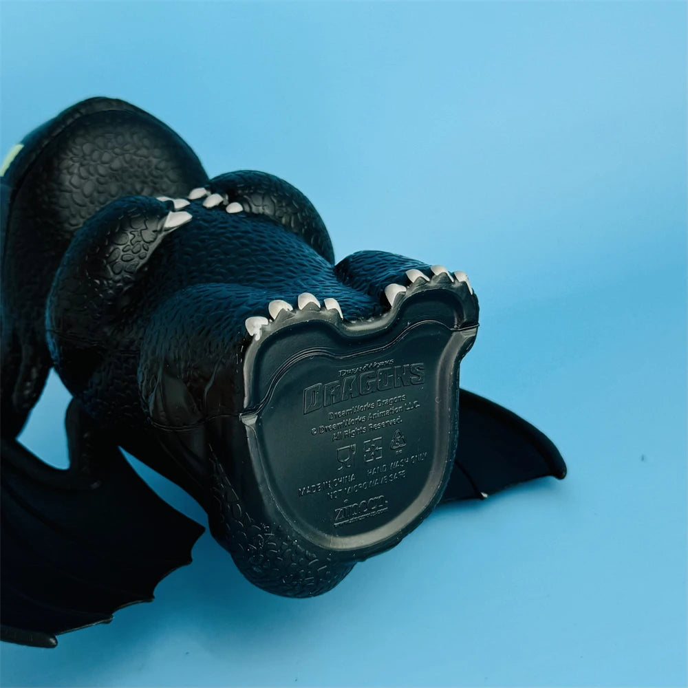 Toothless Dekorationsbecher – Stilisiertes Anime-Design 50°C Limit