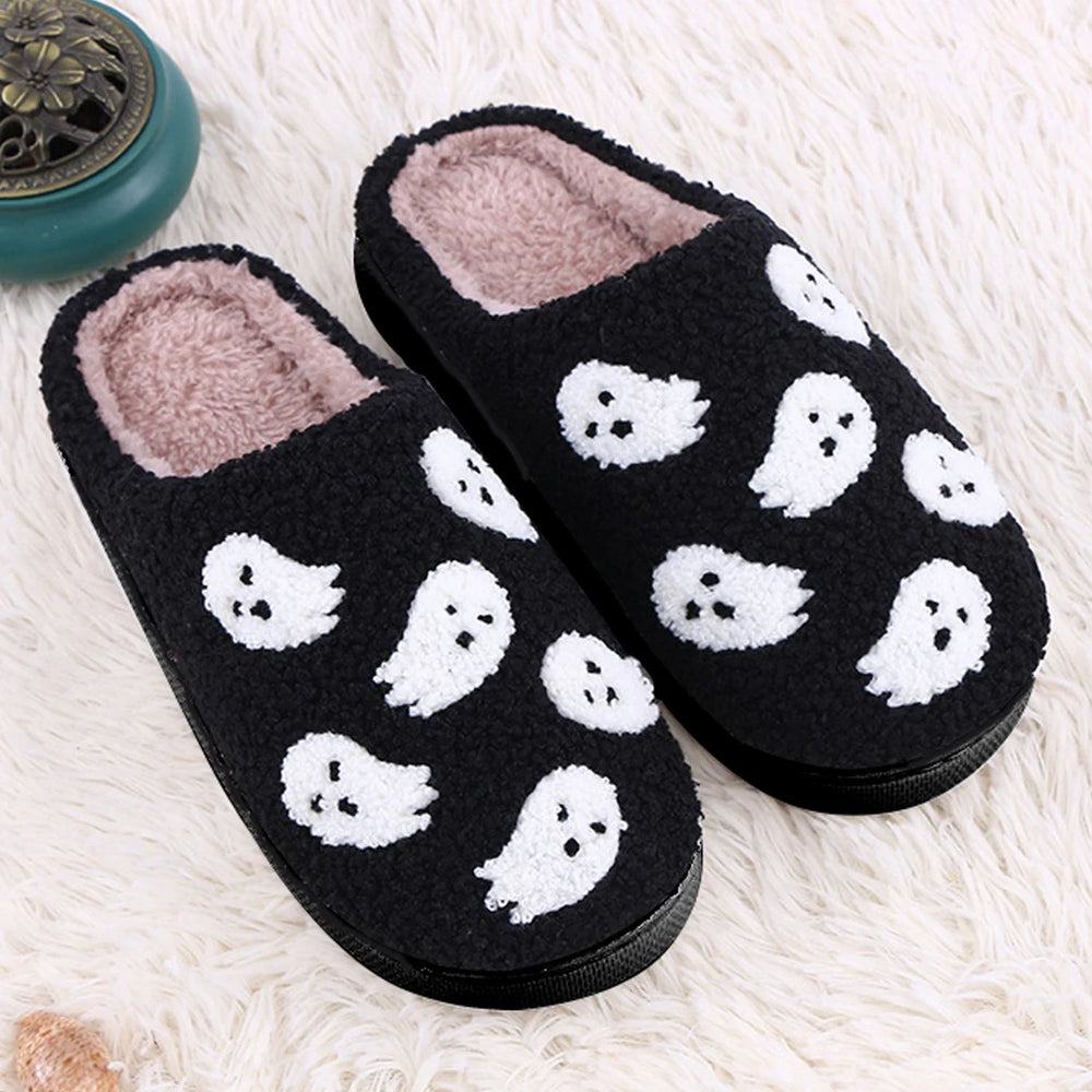 Schwarze Totenkopf Cartoon Slippers mit Plüscheinlage, Grösse 42-43