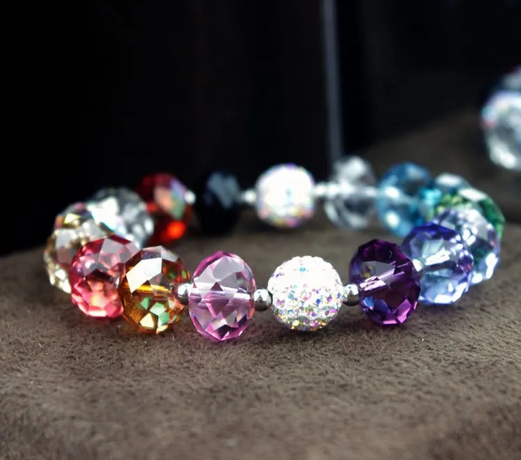 Exquisite 10mm Kristallperlen aus Ton in 19 Farben mit Discokugel-Design