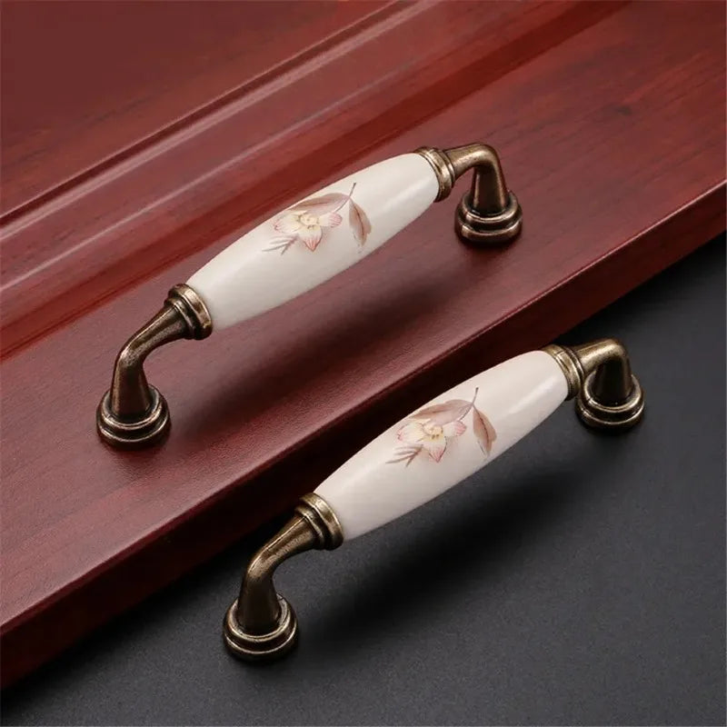 Vintage Keramik Möbelknopf – Ländlicher Stil