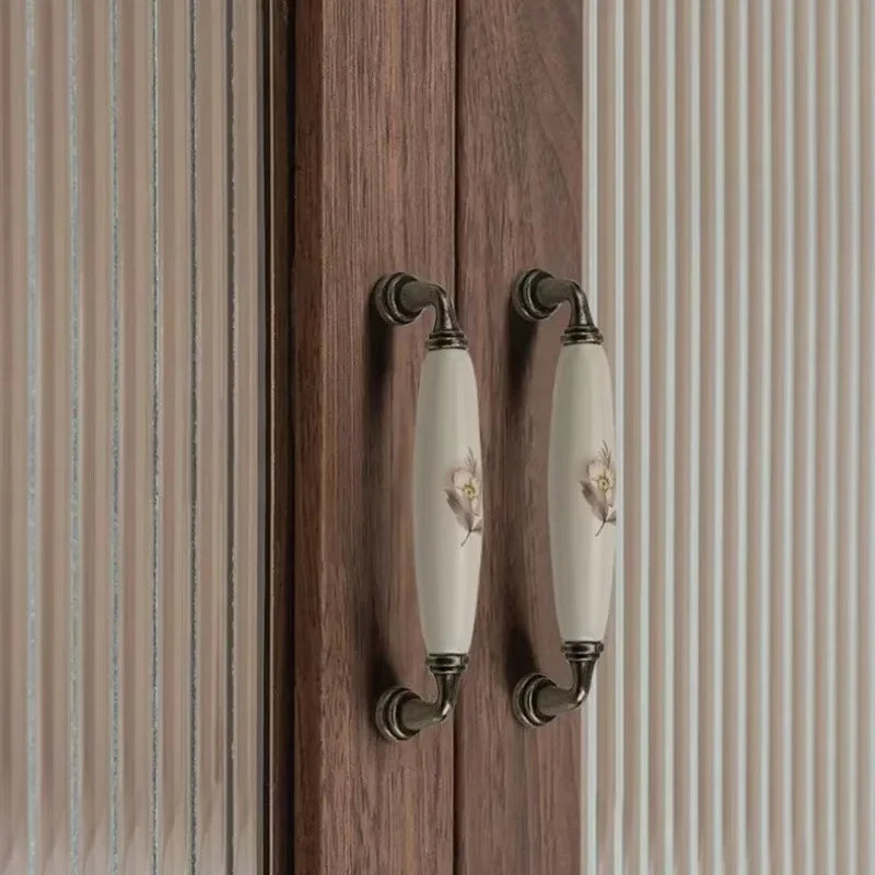 Vintage Keramik Möbelknopf – Ländlicher Stil